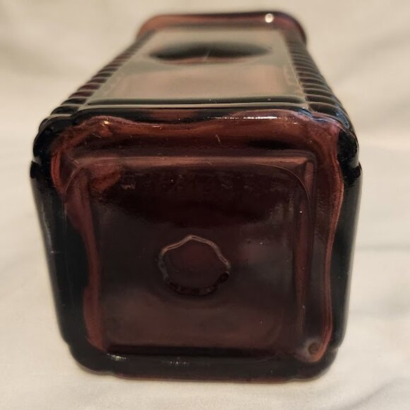 Vintage 60's Berring's Apple Bitters Square deep Amethyst Glass Bottle PA USA - Picture 7 of 10